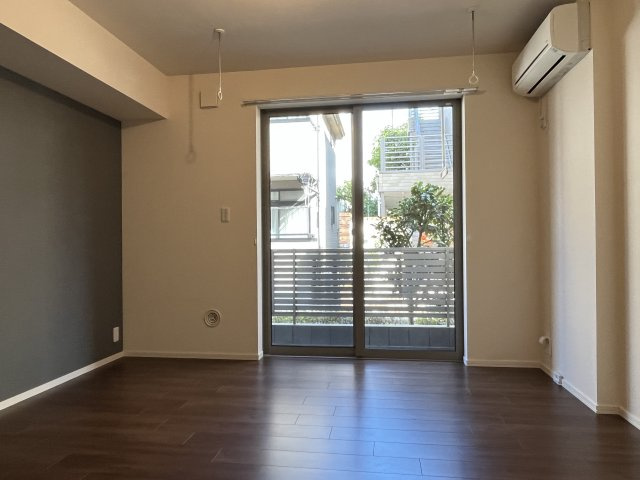 リオリブロの居間・リビング