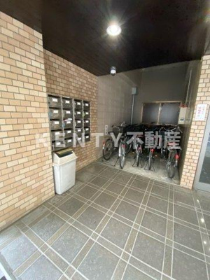 【エントランス】 | グランドールI | 毎日通るエントランスはこのようになっています