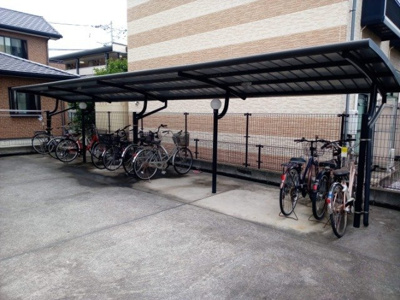【その他】 | レオパレスグリーンⅢ | 駐輪場　原付＆自転車のみ駐輪可能