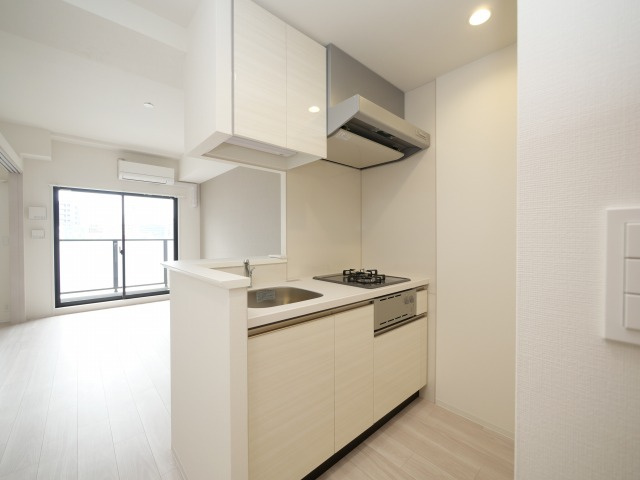 コンフォリア・リブ新大阪西宮原ソルテラスのキッチン