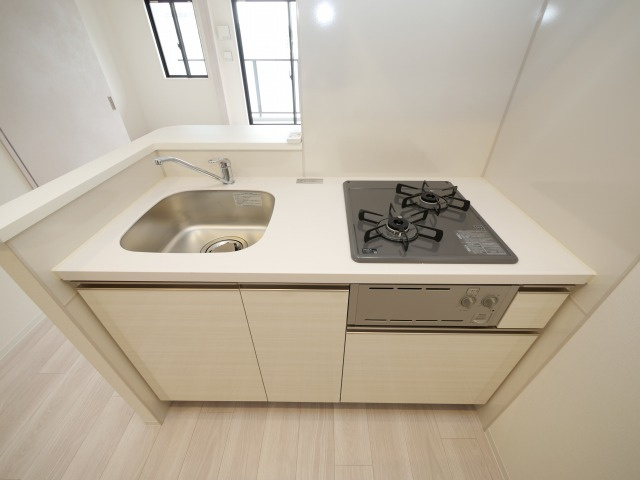 コンフォリア・リブ新大阪西宮原ソルテラスのキッチン