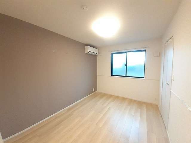 コージー　フラットⅡの洋室|個人の部屋や寝室として使える洋室です