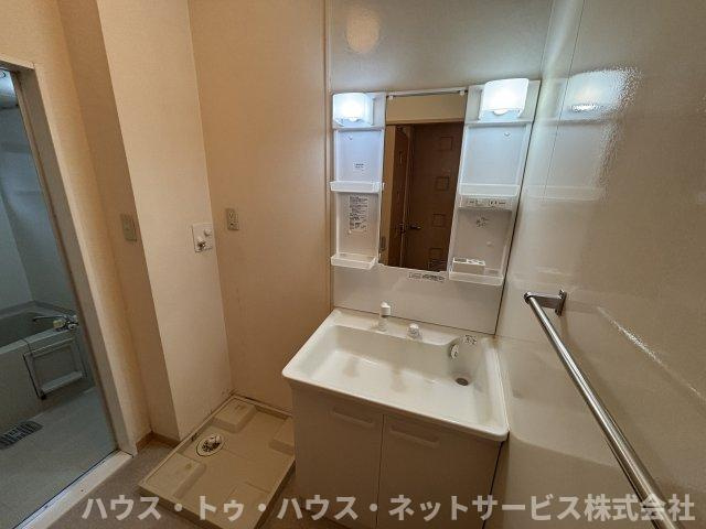 ヴィルヌープ　Ⅳの独立洗面台