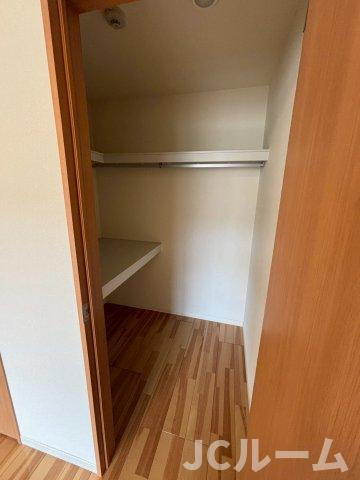 柏崎市松美１丁目のアパートの収納