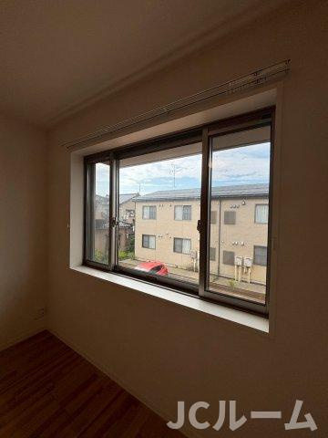 柏崎市松美１丁目のアパートの内装