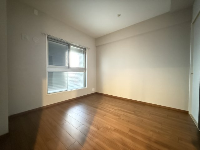 リベール明石相生町の洋室