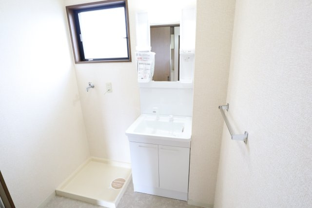 ルミエール二階堂の洗面所