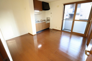 【居間・リビング】 | リビングタウン松代 ABCDE