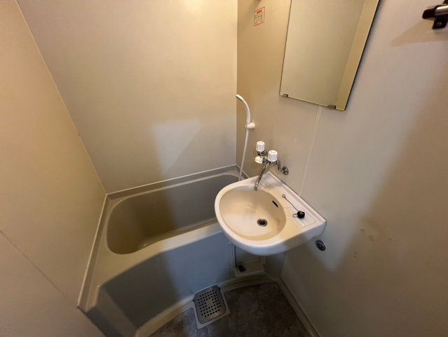 サニーコート霞ヶ丘の浴室