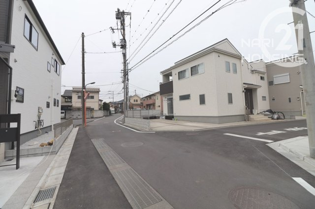 【前面道路含む現地写真】 | リーブルガーデン　あきる野市伊奈　新築　全15棟　1号棟 | 前面道路含む現地写真です