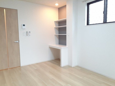 【内装】 | ロイヤル・鈴　Ｇ | 内装は落ち着いています