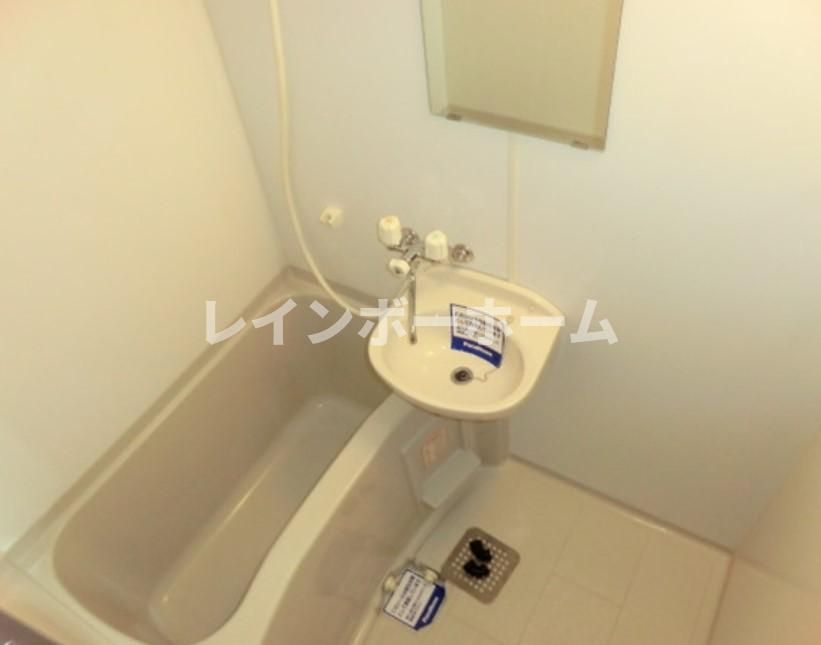 オークフォレストの浴室