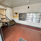 財形第16日の出コーポのロビー