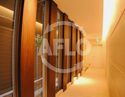 エステムプラザ難波EASTIIブレストのその他共用部分|エステムプラザ難波ＥＡＳＴIIブレスト　廊下