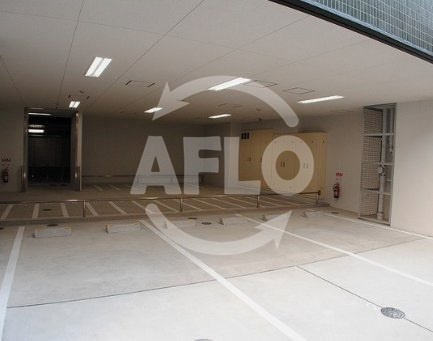 エステムプラザ難波EASTIIブレストの駐車場|エステムプラザ難波ＥＡＳＴIIブレスト　駐車場