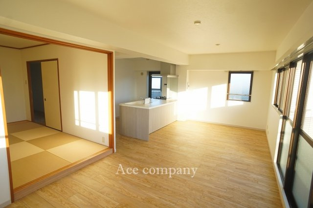 【居間・リビング】の画像