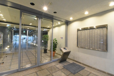 【エントランス】 | ファミールタワープラザ岡山イーストタワー