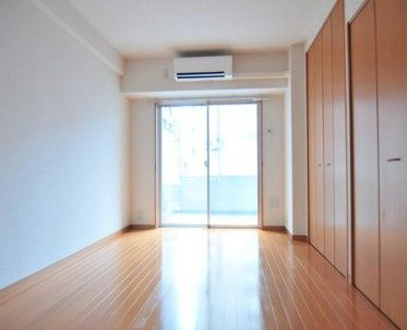 橘ビルの居間・リビング