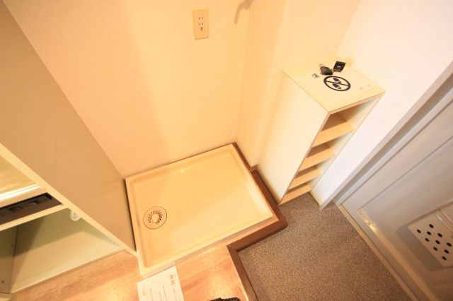 シティパーク菱屋西の玄関