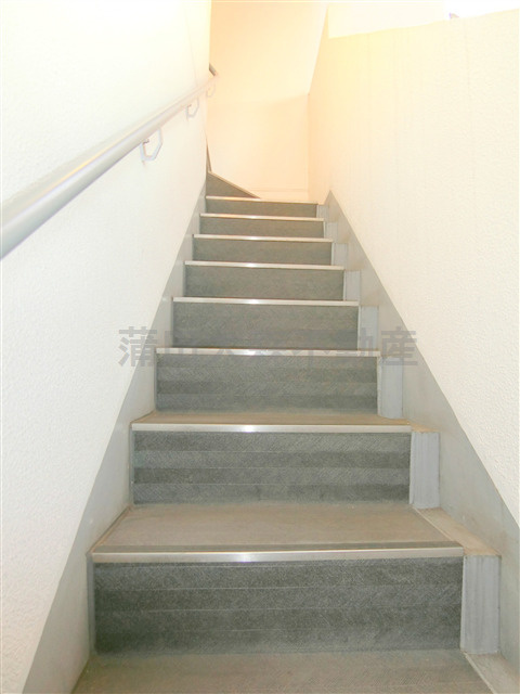 XEBEC(ジーベック平和島Ⅱのその他共用部分|共用階段