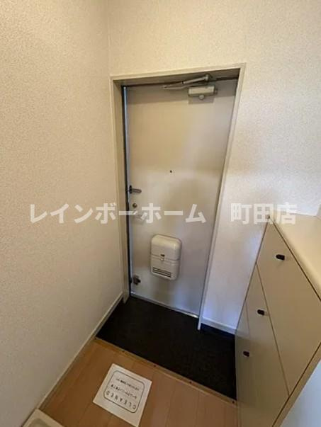 ＫＳＧマリーン三ツ堀3※初期費用分割後払いサービス利用可能物件の玄関