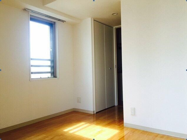 プライムアーバン川口の居間・リビング