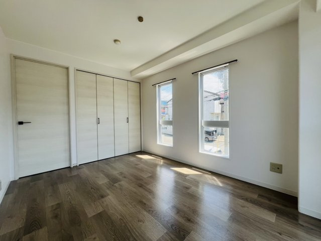 レア・シャトーシンワのその他