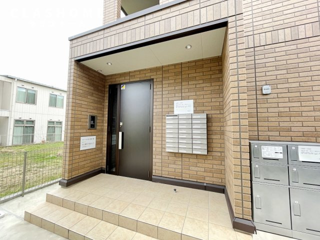 グランメゾン知立　　　刈谷市近郊の賃貸はクラスホーム　　のエントランス
