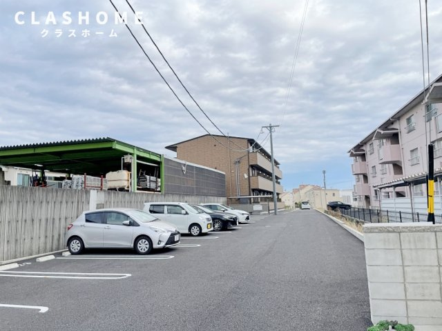 グランメゾン知立　　　刈谷市近郊の賃貸はクラスホーム　　の駐車場