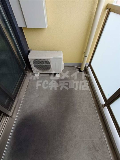 【バルコニー】 | L-FLORA此花 | 外からの目が気にならないバルコニーで洗濯物が干せます