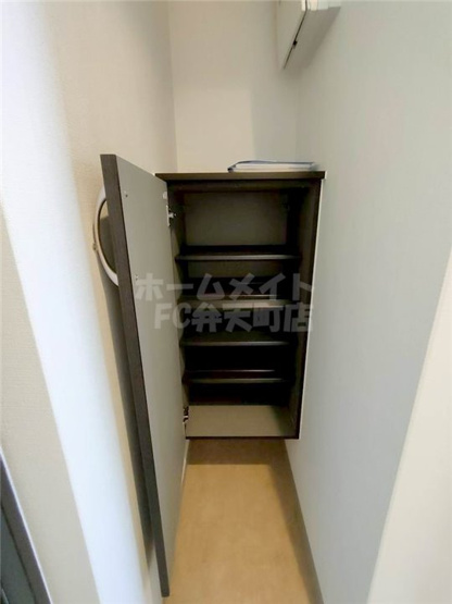 【設備】 | L-FLORA此花 | シューズBOXです
物件の外観です