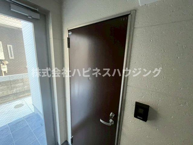 ジーメゾン柏藤心の玄関