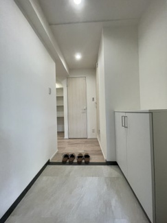 【玄関】 | ファミール兵庫 | 玄関
明るい内装で、帰宅時も気持ちの良い玄関スペース。