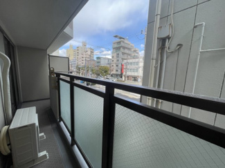 【バルコニー】 | ファミール兵庫 | バルコニー
東向きバルコニー。
洗濯物も気持ちよく干せます。