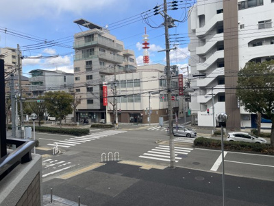 【展望】 | ファミール兵庫 | 眺望
2階部分のため遠景はありませんが、朝の光が入り明るい住戸です。