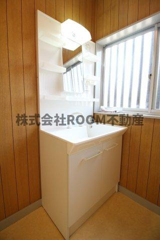 TOハウスの独立洗面台|独立洗面化粧台が付いています