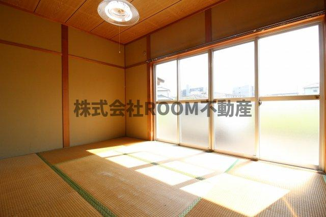 TOハウスの和室|柔らかい畳が心地よい和室