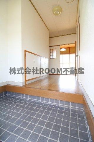 TOハウスの内装|明るい色調の室内です