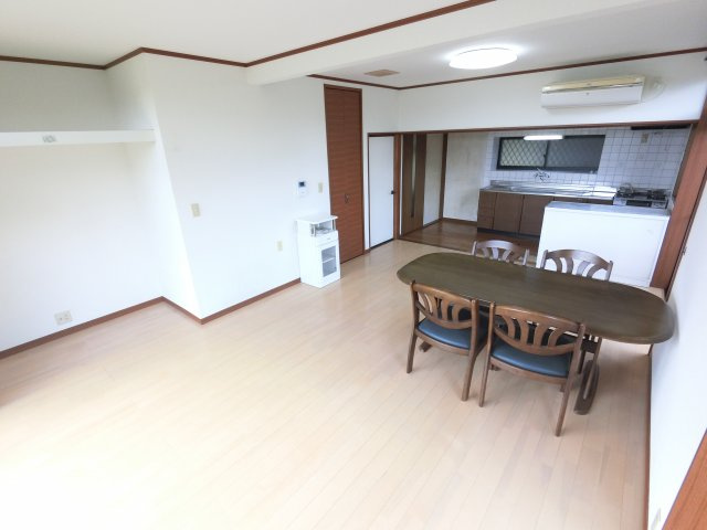 【居間・リビング】 | ※1F※家具・家電は残置物になります