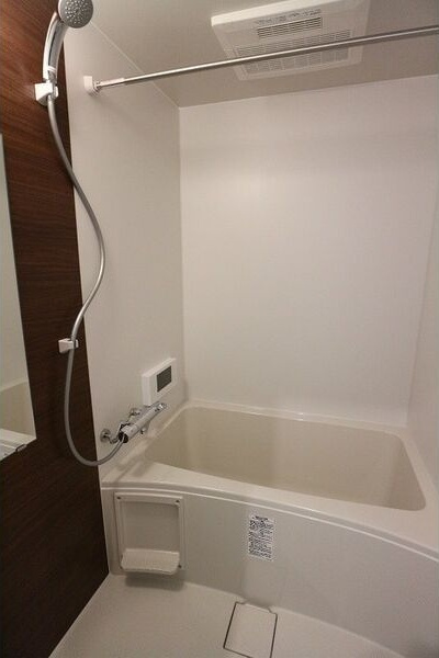GRANDTIC車道の浴室