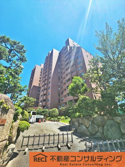 メゾン白鶴の外観