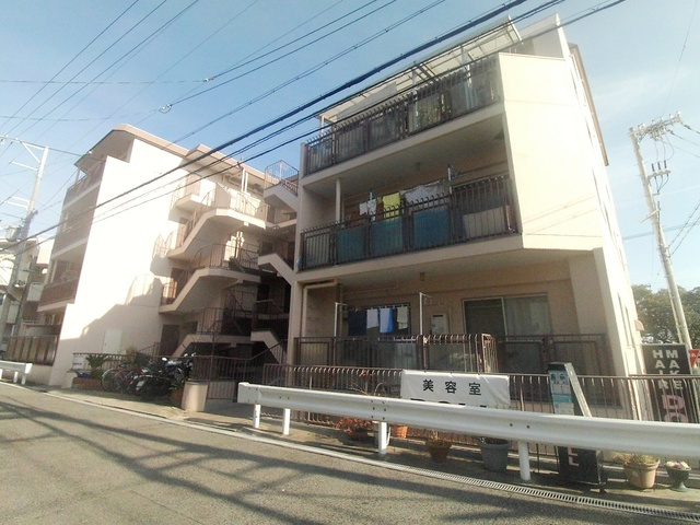 甲南第３六甲ハイムの外観