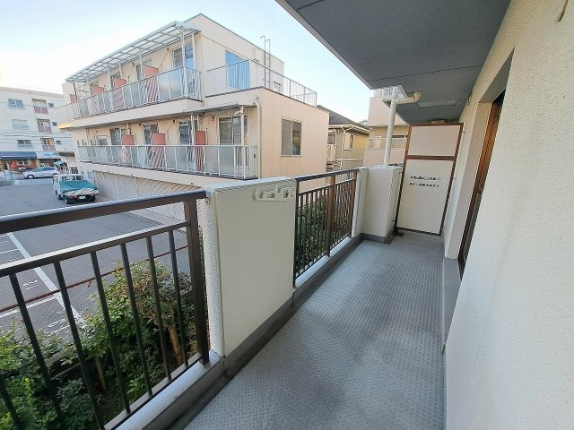 カーサ学文のバルコニー