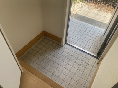 【玄関】 | ジャルディーノ