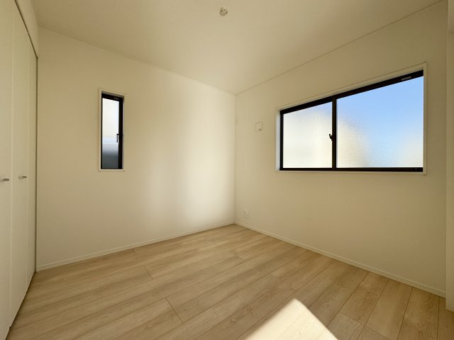 浜松市浜名区豊保　第1　1号棟の洋室|1階　約4.5帖の洋室です。