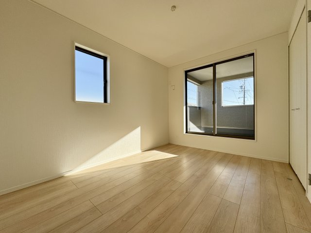 浜松市浜名区豊保　第1　1号棟の洋室|2階　東側　約6帖の洋室です。