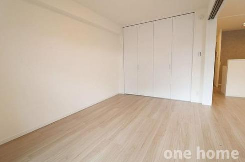 ユニハイム十三野中の洋室|◆約6.0帖洋室です！明るいベーシックな内装で、様々な家具との相性はバッチリです！