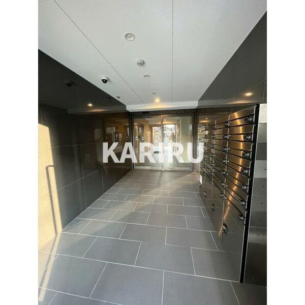 コートエスト都島のロビー