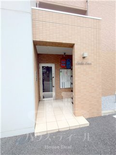 【エントランス】 | ステーラ・ルーチェ | ゆとりのあるエントランスです