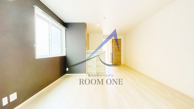 アンジェ百合丘の居間・リビング|洋室のお部屋です。